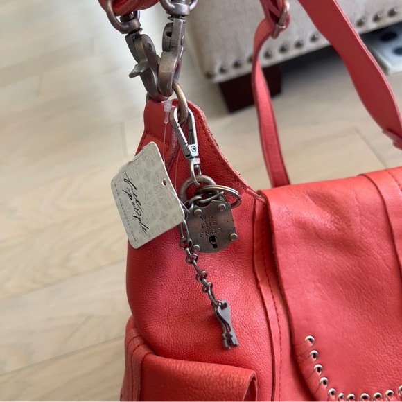NWT Free People We The Free Leigh Distressed Leather Hobo Bag in Coral Pink - Picture 8 of 10